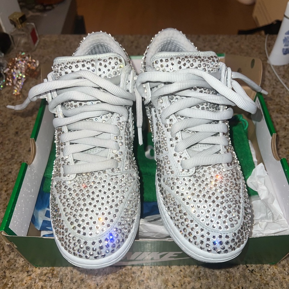 NIKE Cactus Plant Flea Market x Swarovski X Dunk Low ‘Pure Platinum’